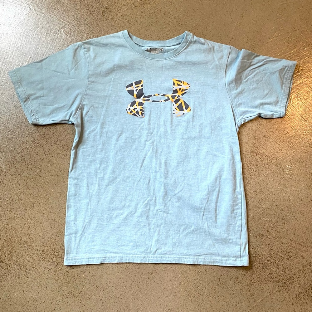 Under Armour Grpahic Logo Tee. Boys Loose Fit Large.
